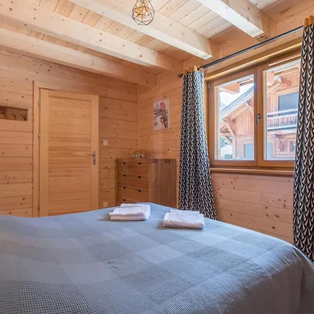 Large Chalet For 10 With Mont Blanc'S View Chalet *